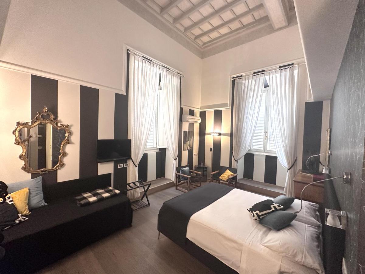 ローマNew! Bellissimo Palazzofranchi Pantheonアパートメント エクステリア 写真